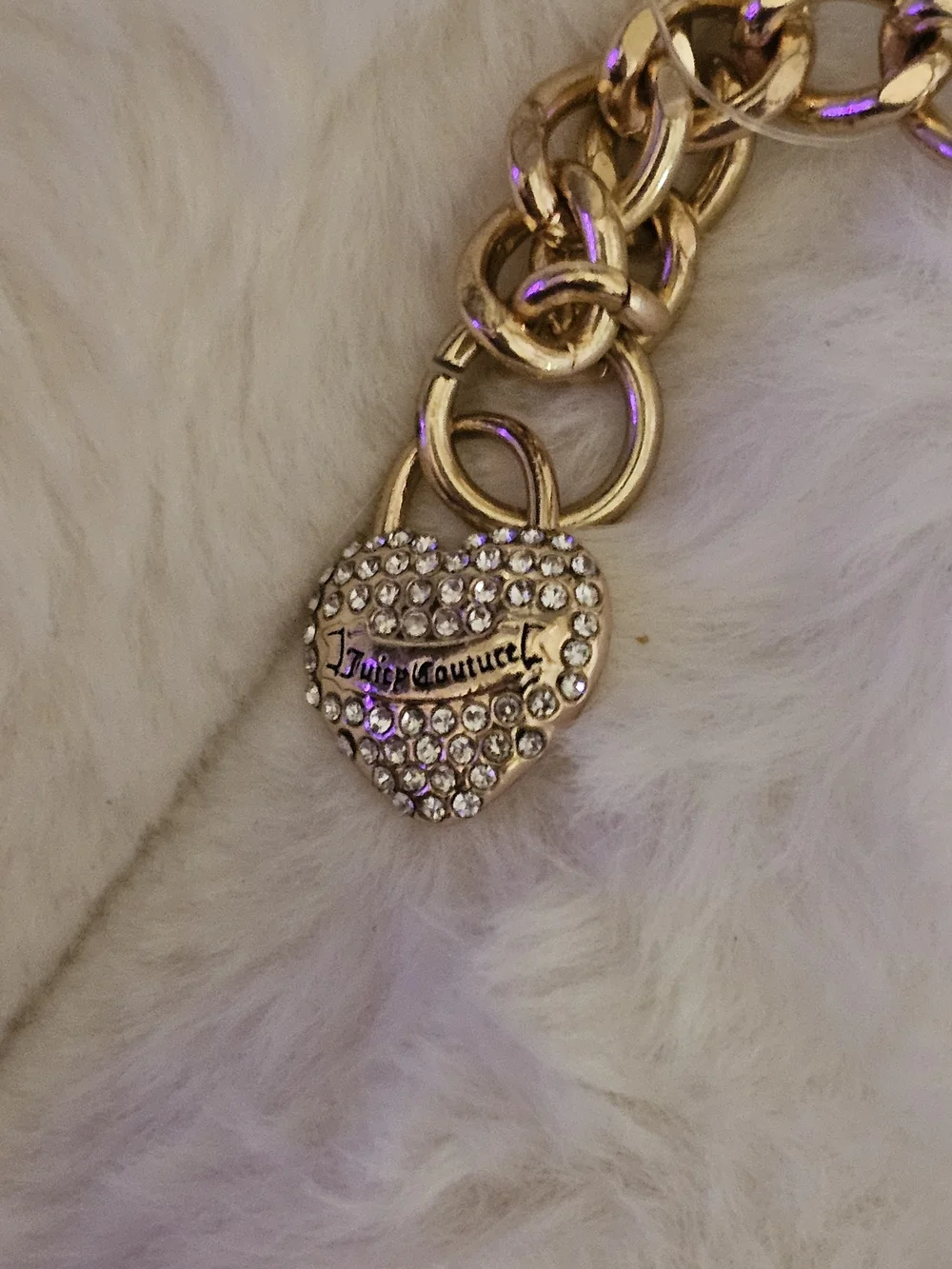 Juicy Couture White Heart Crossbody Bag with Gold Chain